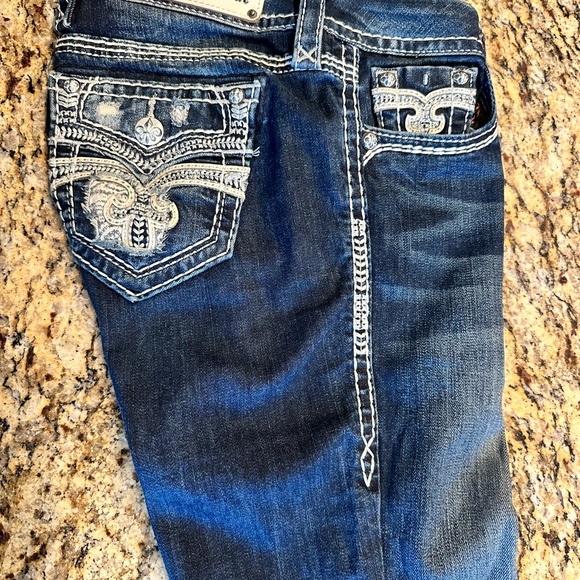 Rock Revival Celinda Skinny Jean - Picture 1 of 7